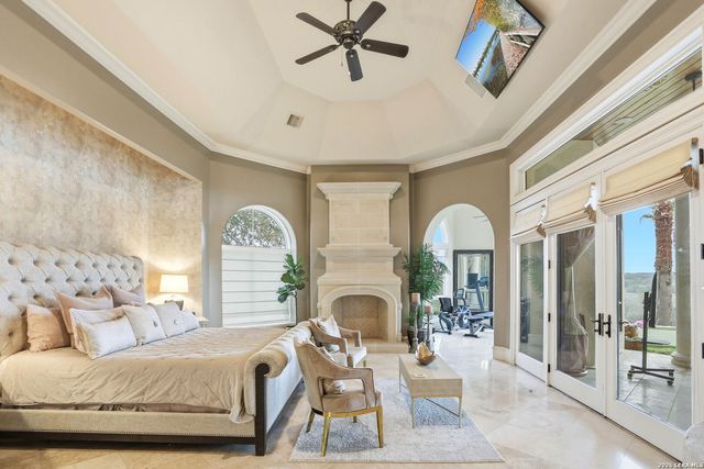 2923 Rustlers Trail, San Antonio, TX 78245