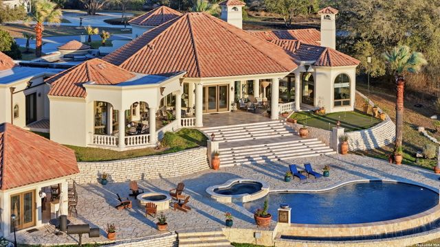 2923 Rustlers Trail, San Antonio, TX 78245