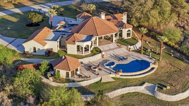 2923 Rustlers Trail, San Antonio, TX 78245