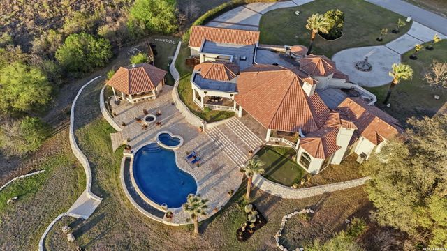 2923 Rustlers Trail, San Antonio, TX 78245