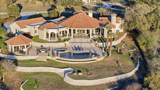 2923 Rustlers Trail, San Antonio, TX 78245