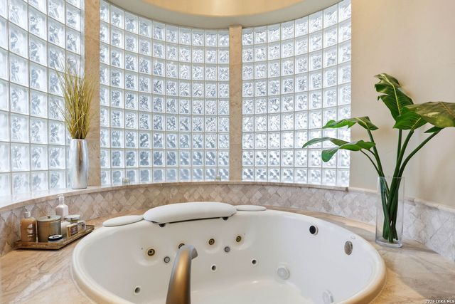 2923 Rustlers Trail, San Antonio, TX 78245