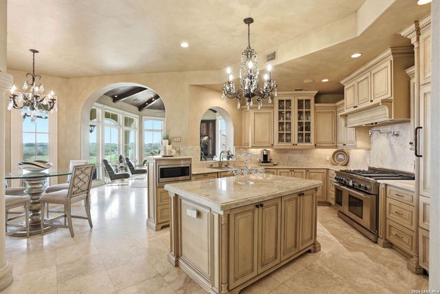 2923 Rustlers Trail, San Antonio, TX 78245