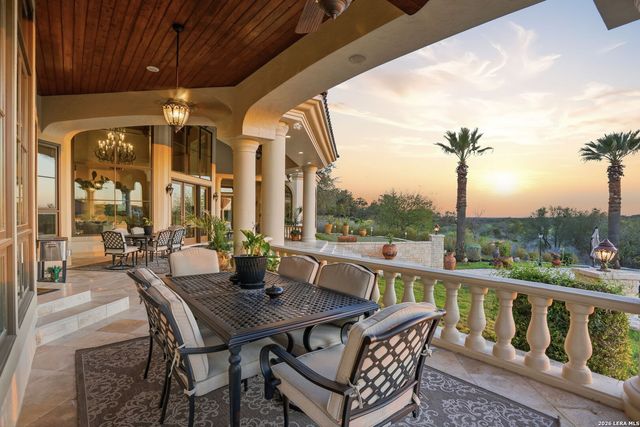 2923 Rustlers Trail, San Antonio, TX 78245