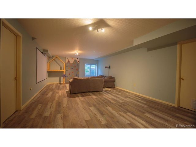 1463 Harvard St, Longmont, CO 80503