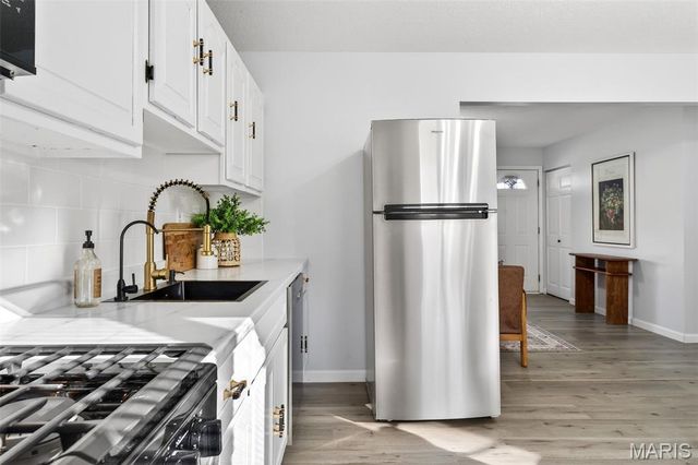 2837 Briarcote Lane, Maryland Heights, MO 63043