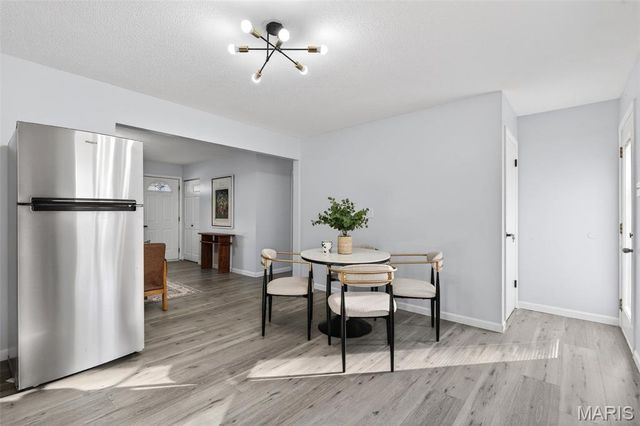 2837 Briarcote Lane, Maryland Heights, MO 63043