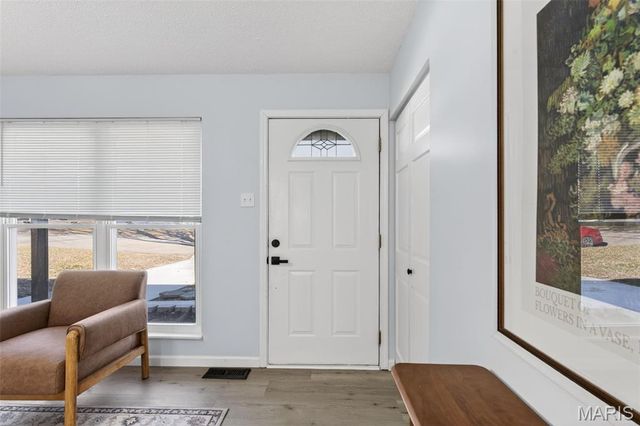 2837 Briarcote Lane, Maryland Heights, MO 63043