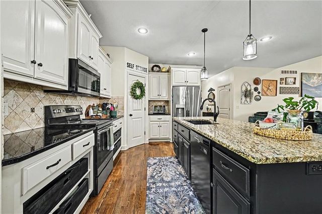 14975 Interurban Road, Platte City, MO 64079