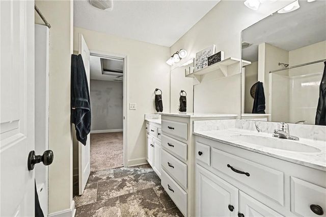 14975 Interurban Road, Platte City, MO 64079