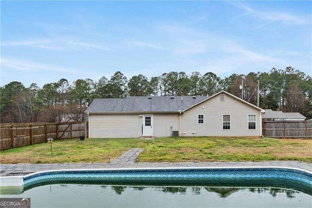 341 Thorn Thicket Drive, Rockmart, GA 30153