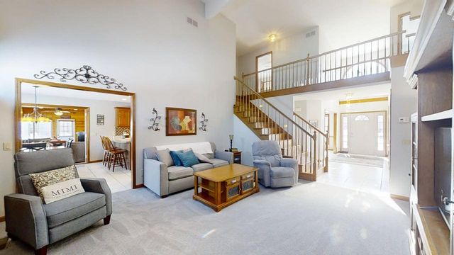 2904 River Oak Drive, Champaign, IL 61822