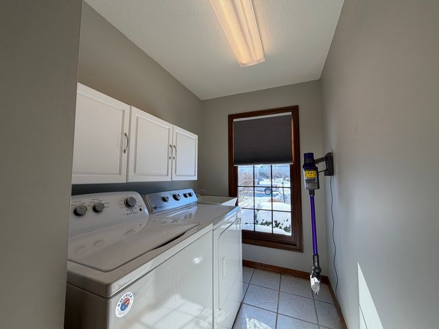 2904 River Oak Drive, Champaign, IL 61822