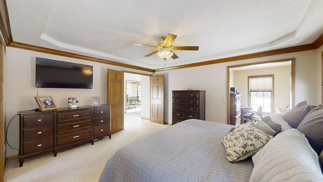 2904 River Oak Drive, Champaign, IL 61822