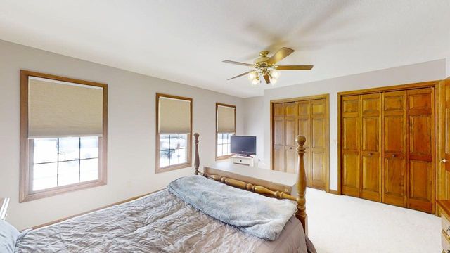 2904 River Oak Drive, Champaign, IL 61822