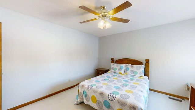 2904 River Oak Drive, Champaign, IL 61822