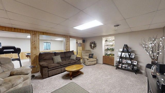 2904 River Oak Drive, Champaign, IL 61822