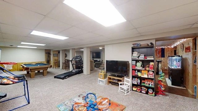 2904 River Oak Drive, Champaign, IL 61822