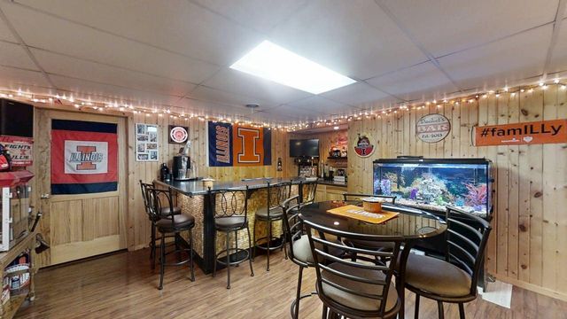 2904 River Oak Drive, Champaign, IL 61822