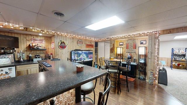 2904 River Oak Drive, Champaign, IL 61822