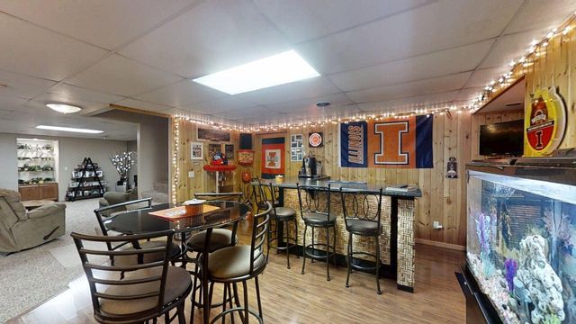 2904 River Oak Drive, Champaign, IL 61822