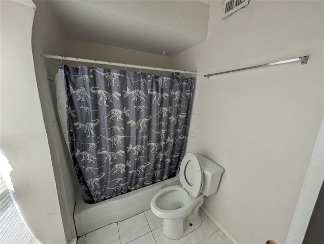 9017 Rue Cambon Street 98, Houston, TX 77074