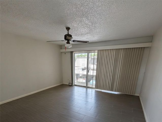 9017 Rue Cambon Street 98, Houston, TX 77074