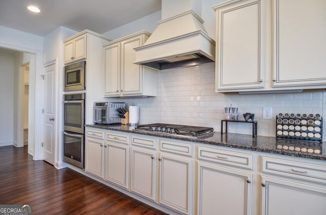 2461 Wildlife Court, Buford, GA 30519