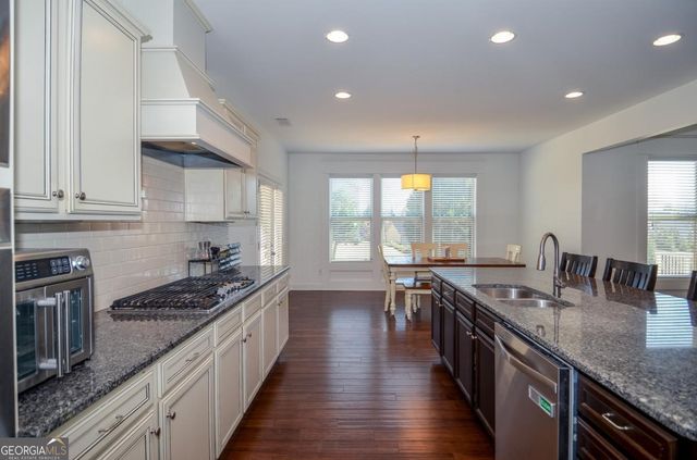 2461 Wildlife Court, Buford, GA 30519