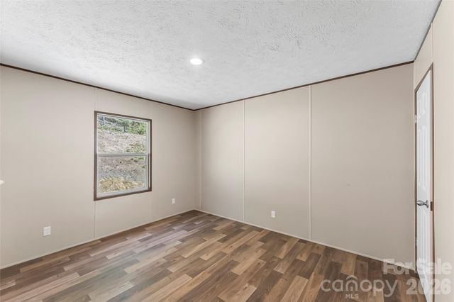 179 Ada Way, Hendersonville, NC 28791