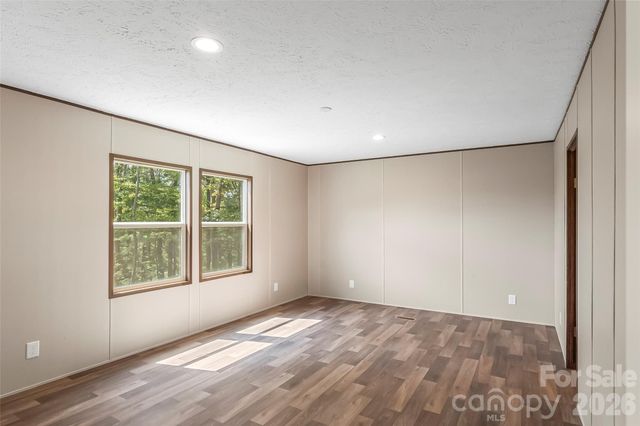 179 Ada Way, Hendersonville, NC 28791