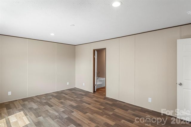 179 Ada Way, Hendersonville, NC 28791