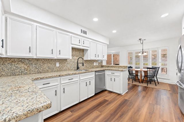 11006 Ashcroft Drive, Houston, TX 77096