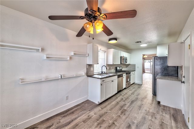 7219 Nordic Lights Drive, Las Vegas, NV 89119