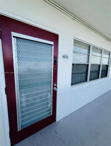 4025 Ellesmere B 4025, Deerfield Beach, FL 33442