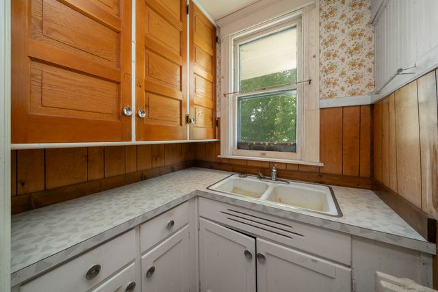 205 S Gage Street, Somonauk, IL 60552