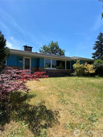 6609 Husky Way SE, Lacey, WA 98503