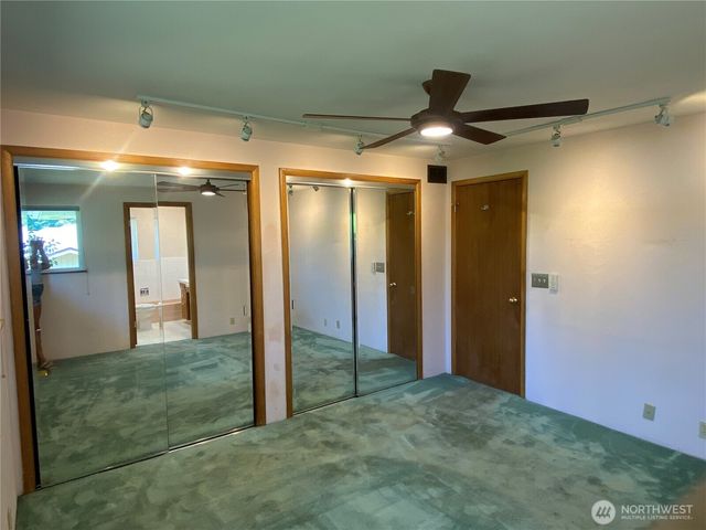 6609 Husky Way SE, Lacey, WA 98503