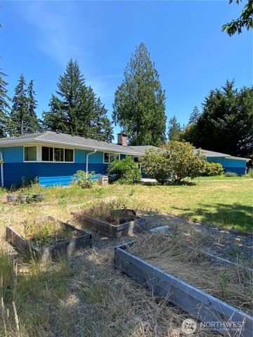 6609 Husky Way SE, Lacey, WA 98503