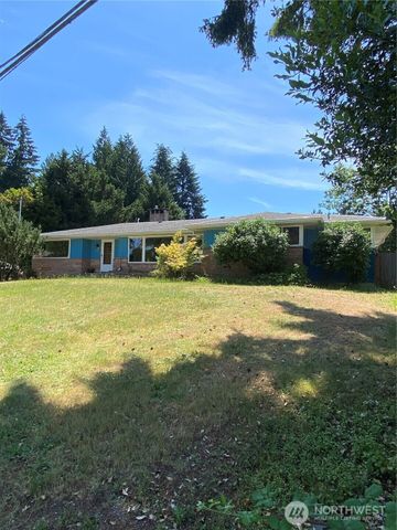 6609 Husky Way SE, Lacey, WA 98503
