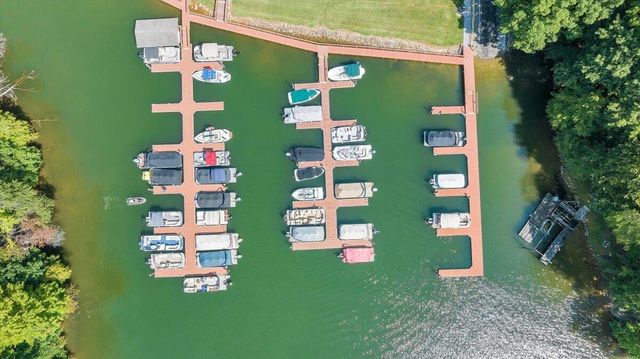 95 Stripers Landing RD, Moneta, VA 24121