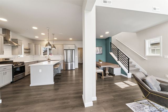 19009 133rd Street E, Bonney Lake, WA 98391