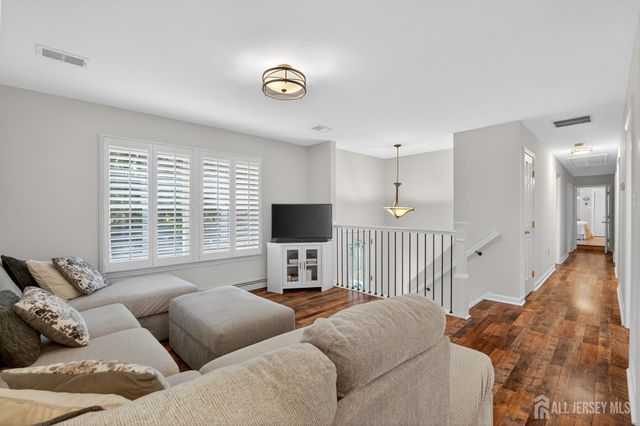 185 Fresh Ponds Road, South Brunswick, NJ 08852
