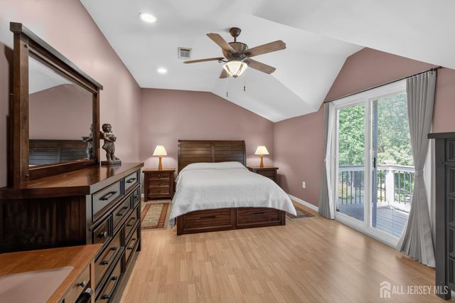 185 Fresh Ponds Road, South Brunswick, NJ 08852