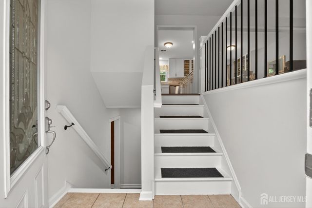 185 Fresh Ponds Road, South Brunswick, NJ 08852