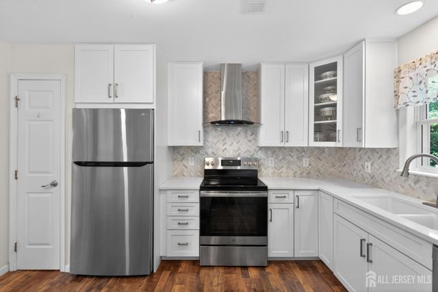 185 Fresh Ponds Road, South Brunswick, NJ 08852