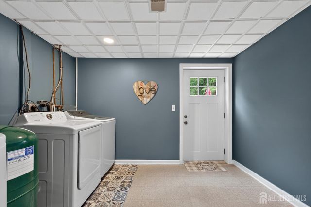 185 Fresh Ponds Road, South Brunswick, NJ 08852