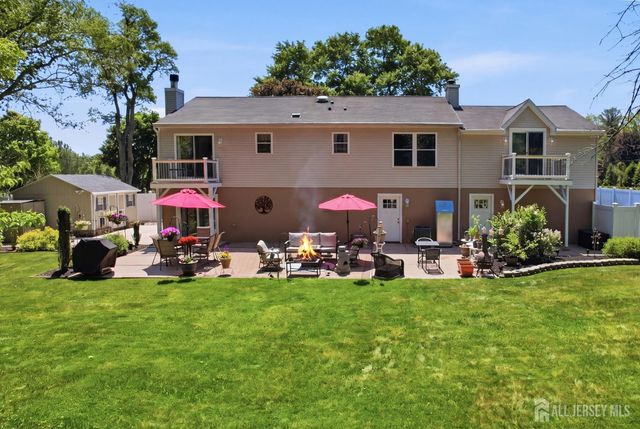 185 Fresh Ponds Road, South Brunswick, NJ 08852