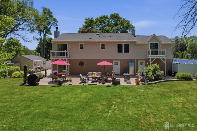 185 Fresh Ponds Road, South Brunswick, NJ 08852