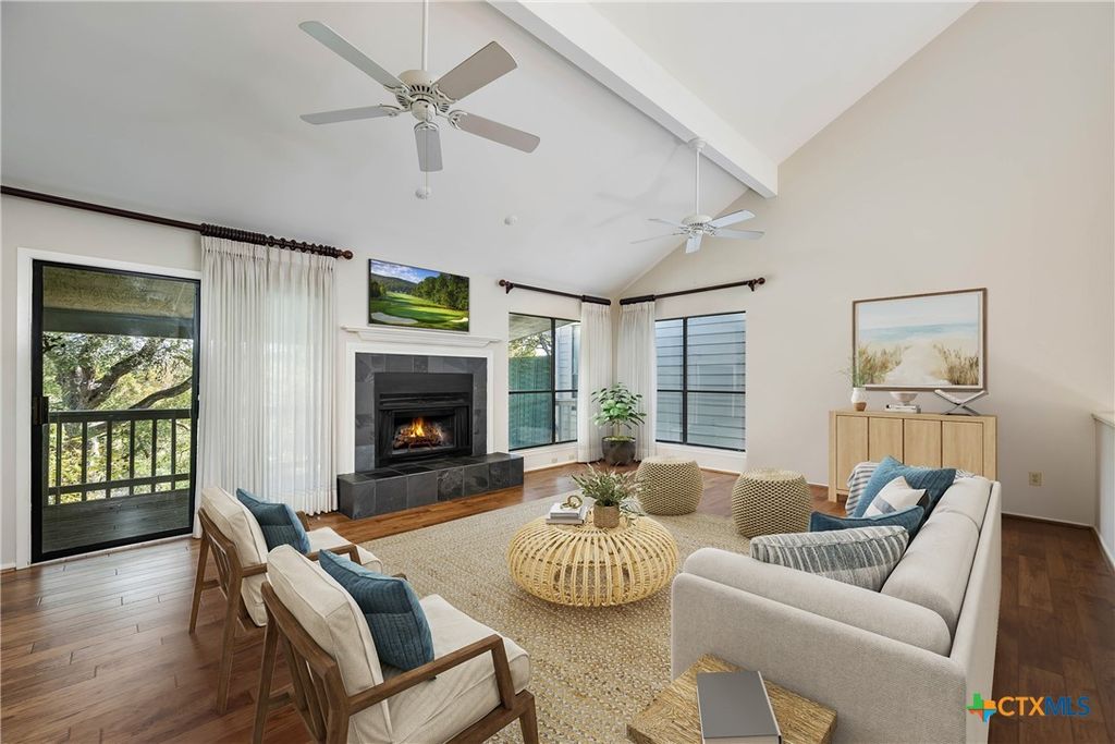 Image 1 of property listing at 5 Cypress Point, Wimberley, TX 78676